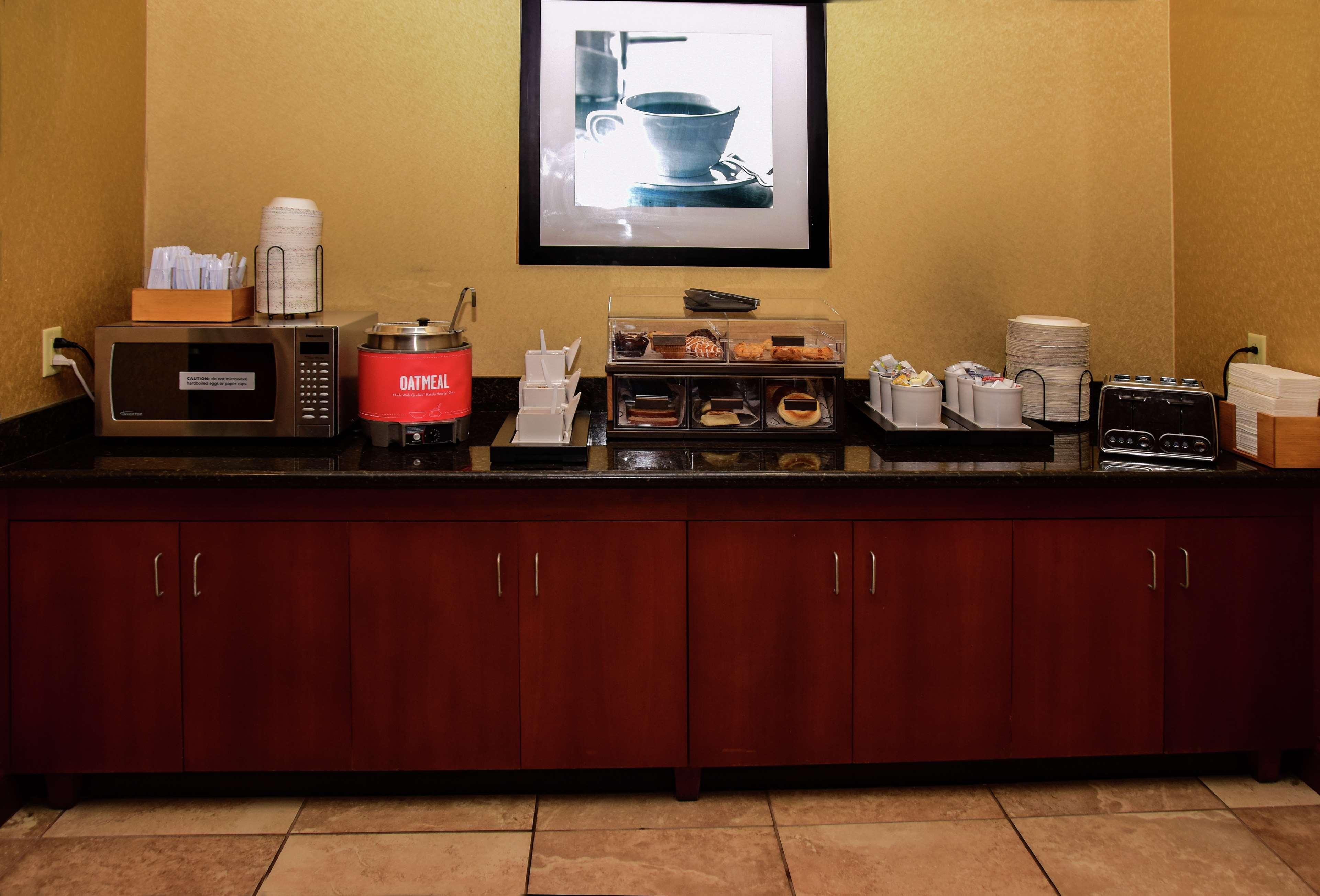 Hampton Inn Indiana Kültér fotó