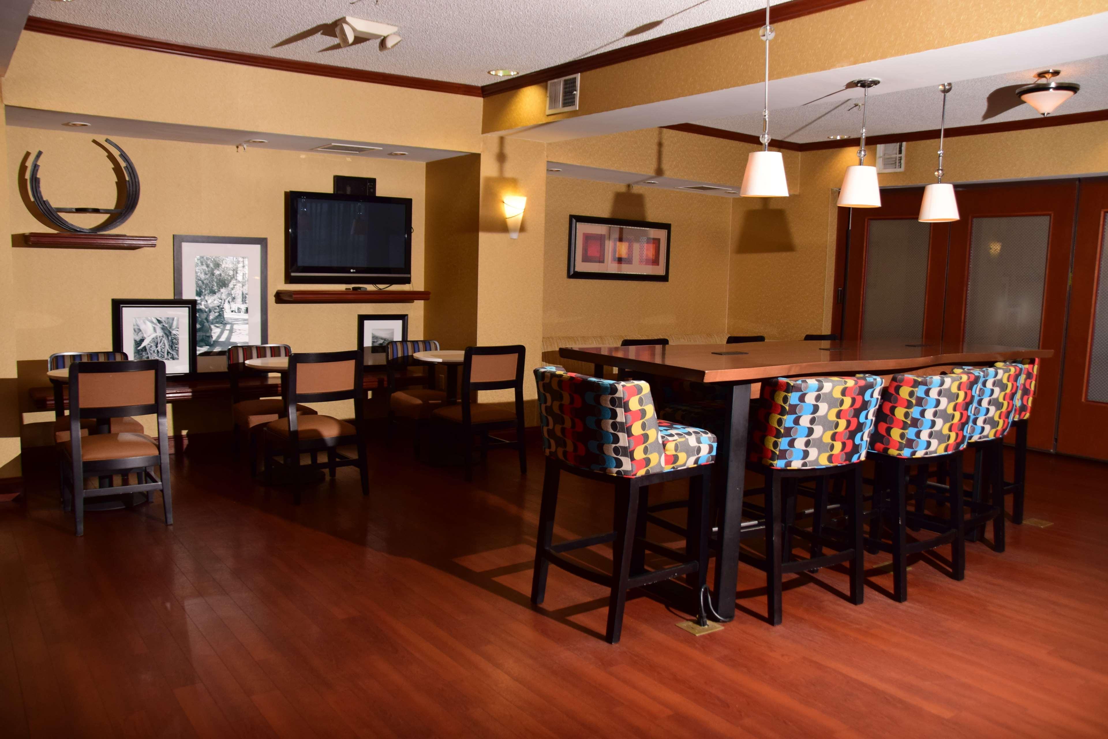 Hampton Inn Indiana Kültér fotó